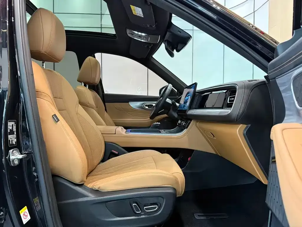 GAC Motor Trumpchi GS8 — фото 5
