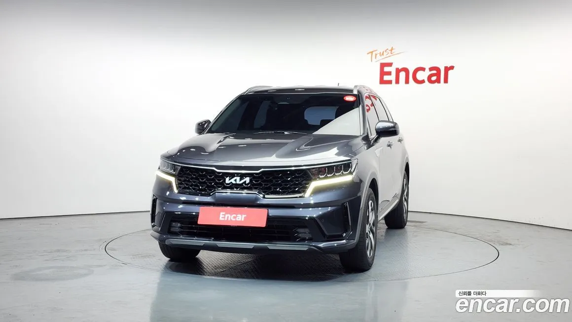 Kia Sorento — фото 8