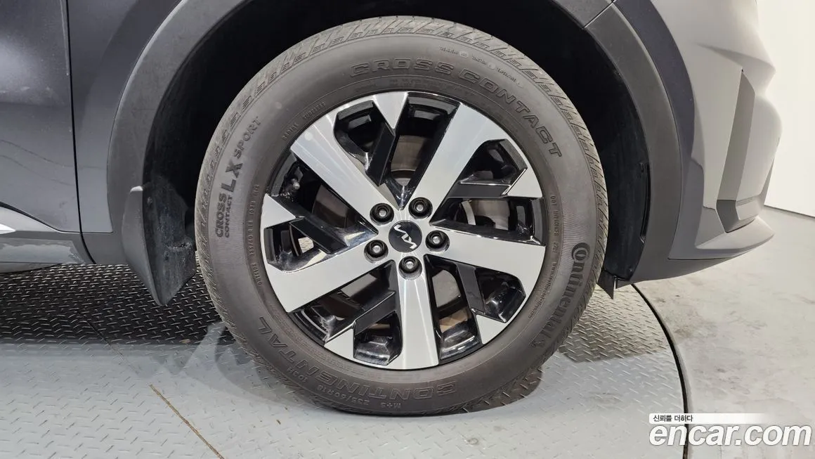Kia Sorento — фото 10