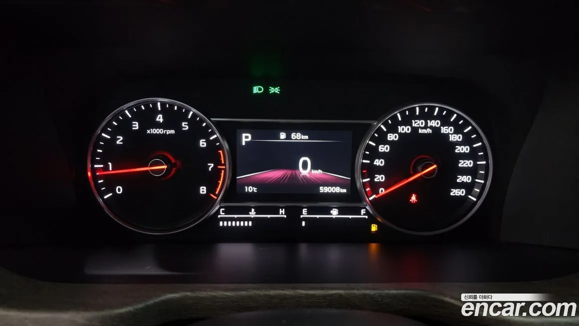 Kia Sorento — фото 7