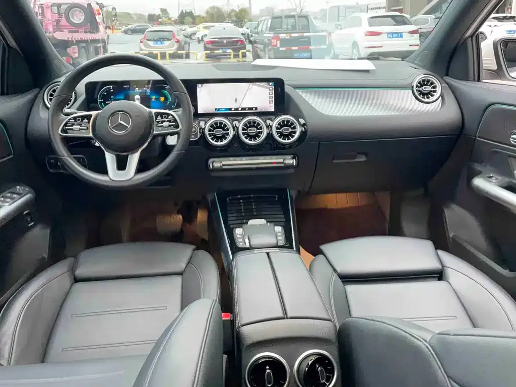 Mercedes-Benz GLA — фото 5