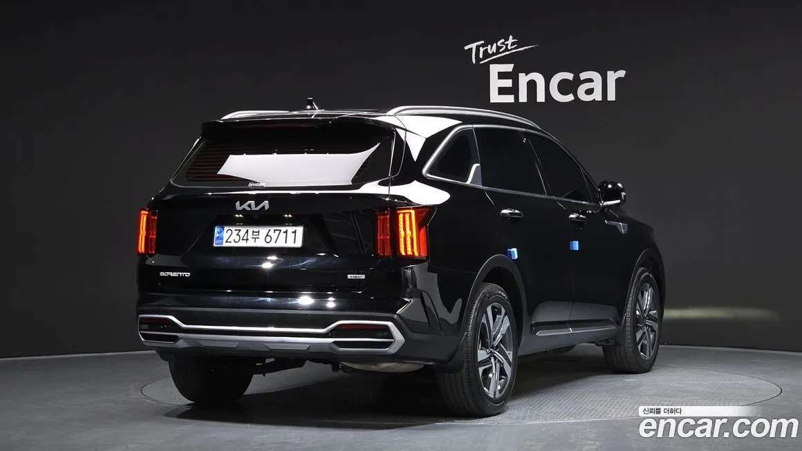 Kia Sorento — фото 4