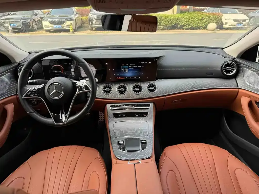 Mercedes-Benz CLS — фото 2