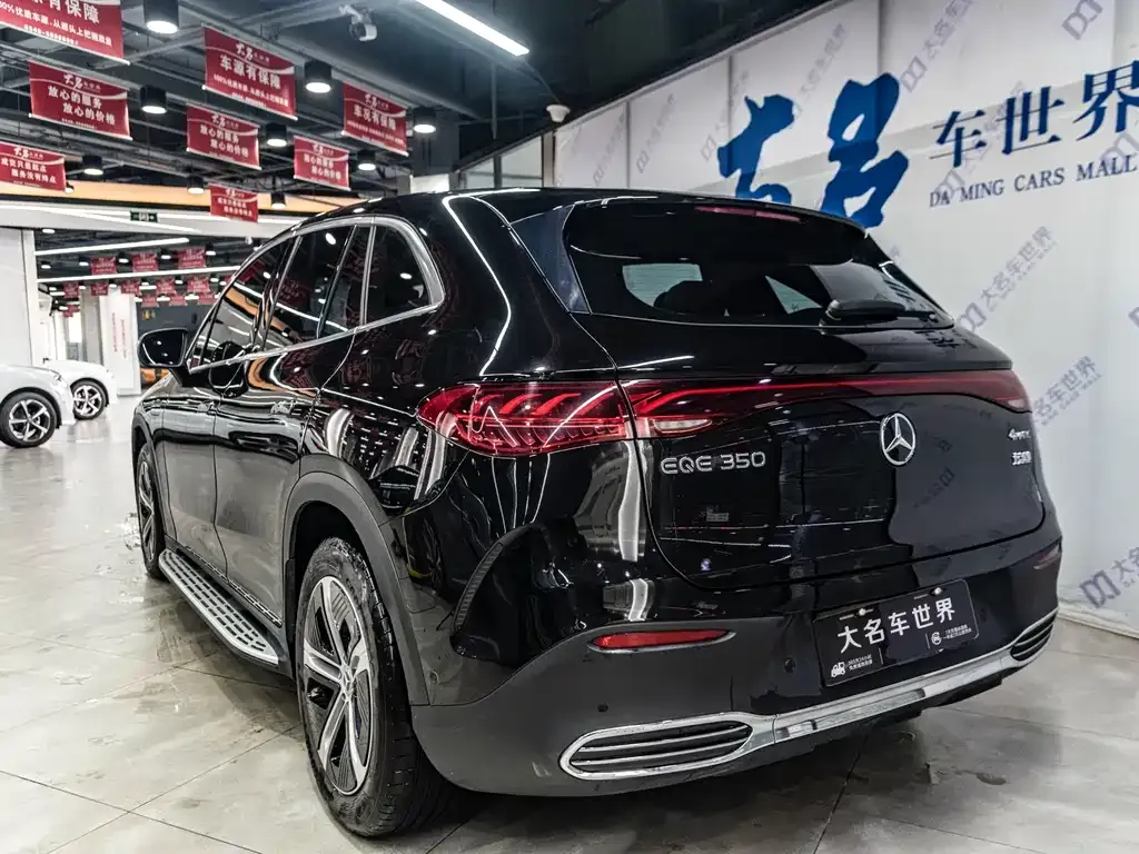 Mercedes-Benz EQE SUV — фото 3