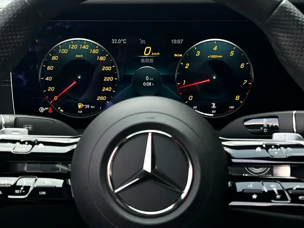 Mercedes-Benz E-Class (Import) — фото 4