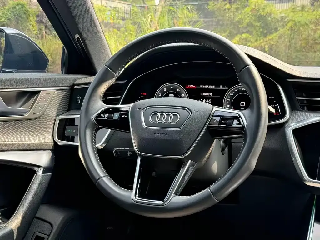 Audi A6L — фото 3