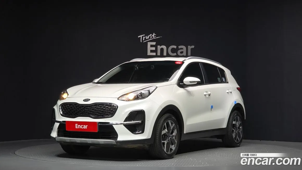 Kia Sportage — фото 1