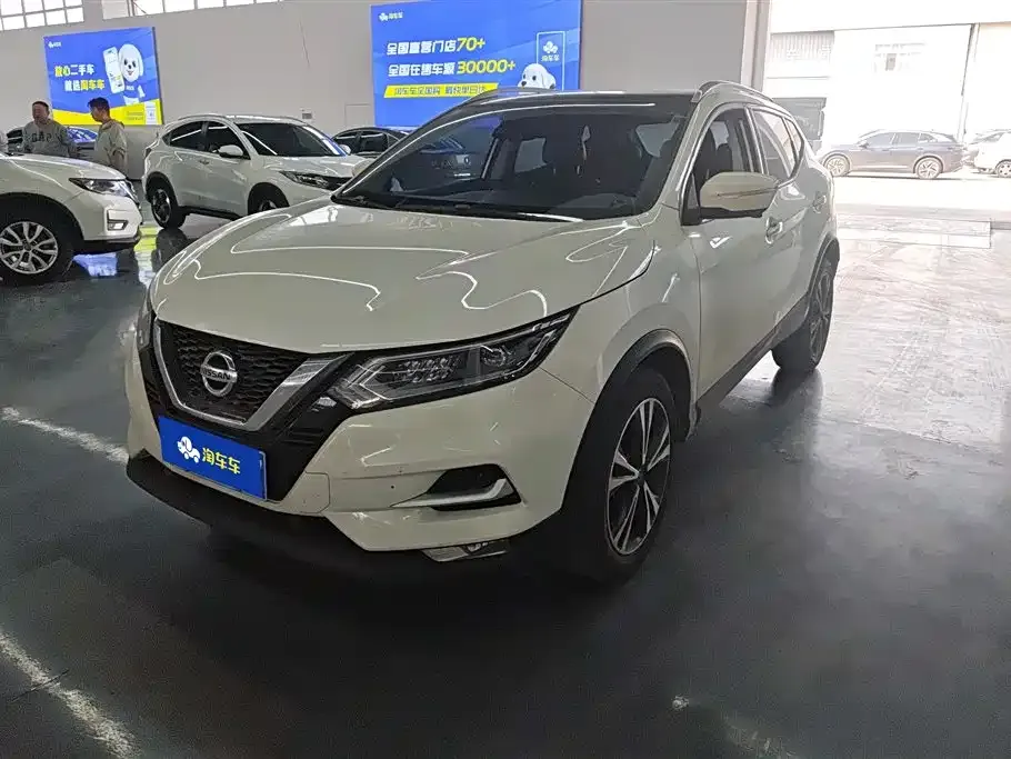 Nissan Qashqai — фото 1