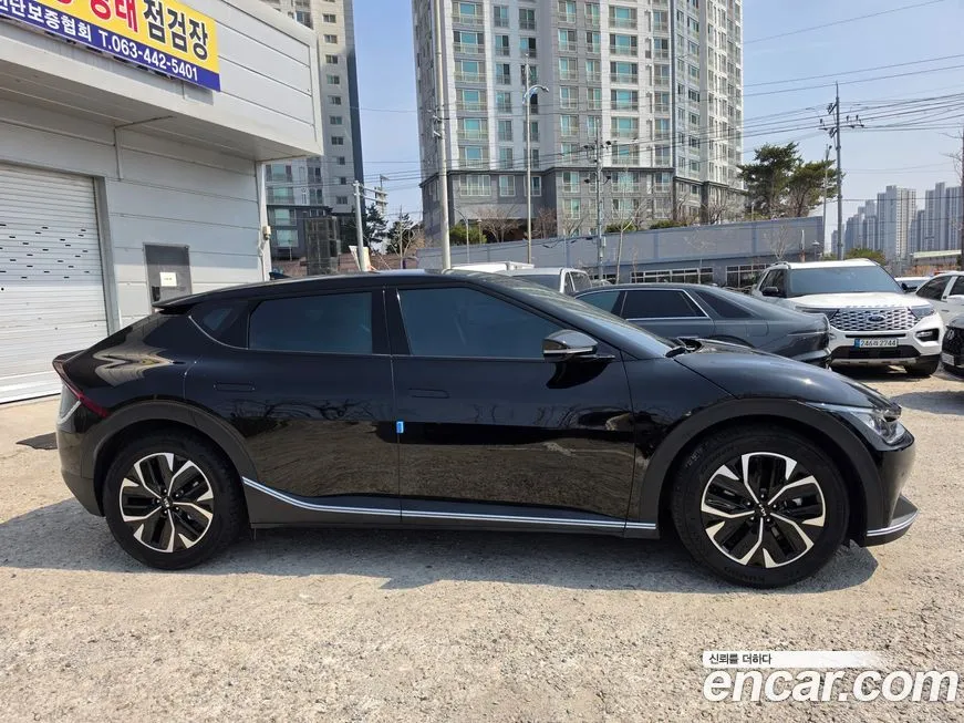 Kia EV6 — фото 6