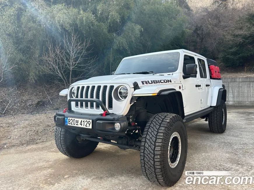 Jeep Gladiator — фото 1