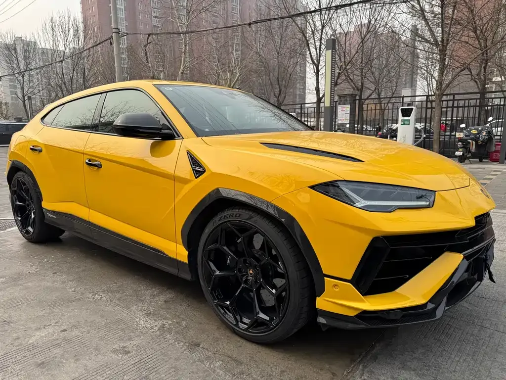 Lamborghini Urus — фото 5