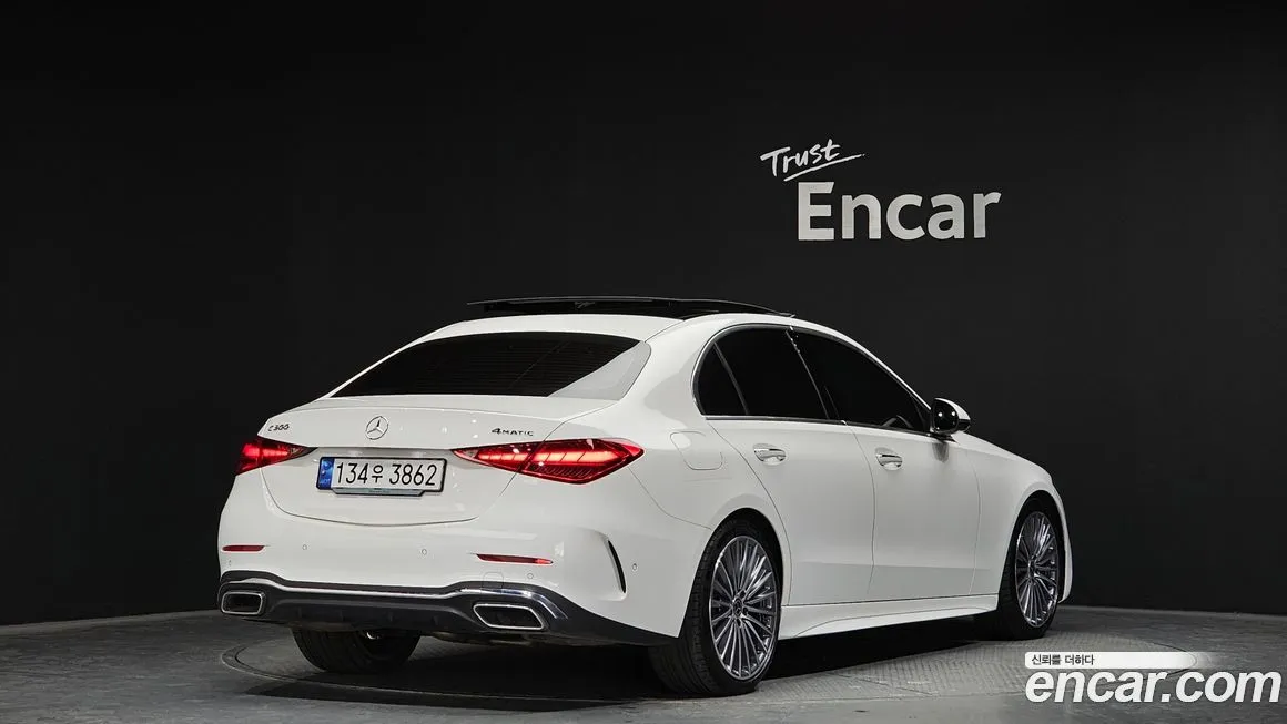 Mercedes-Benz C-Class — фото 6