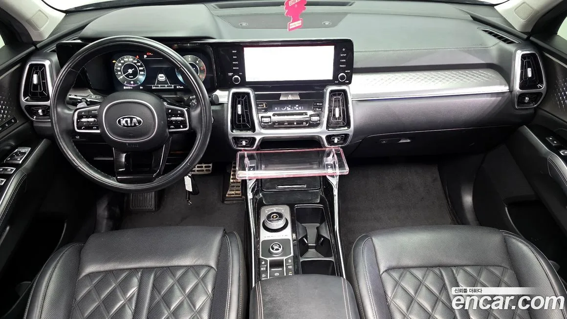 Kia Sorento — фото 10