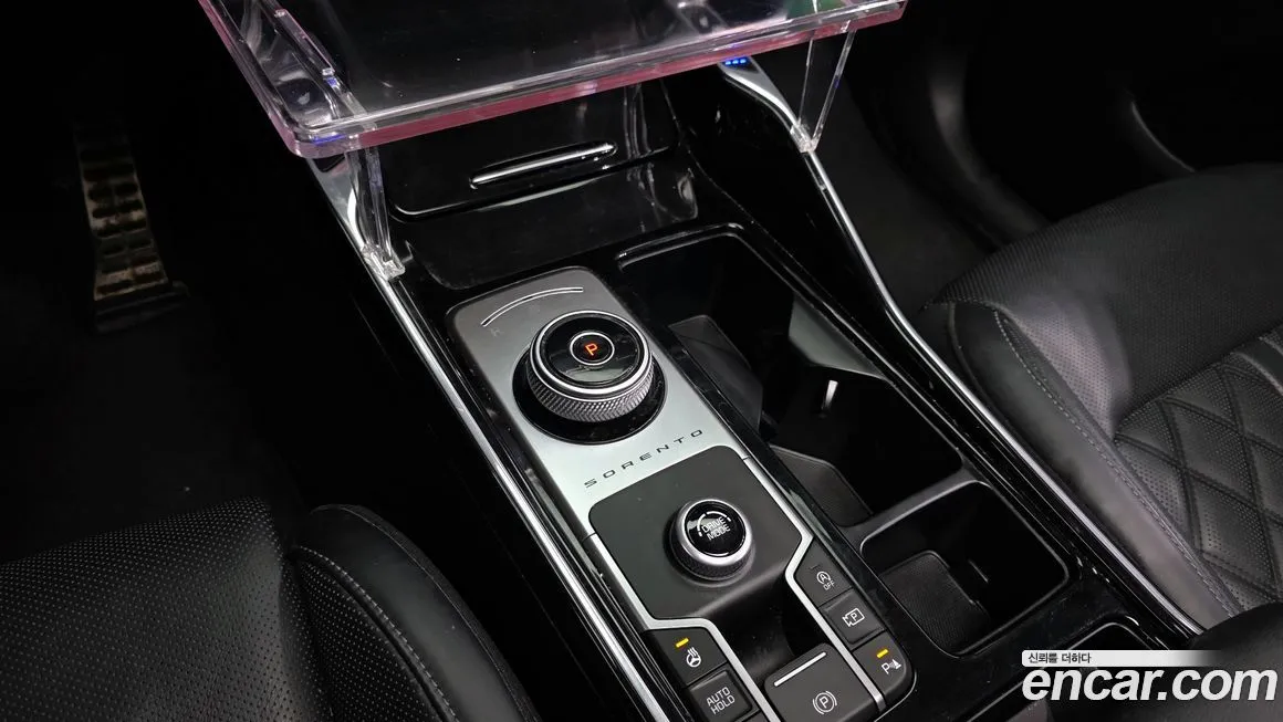 Kia Sorento — фото 9