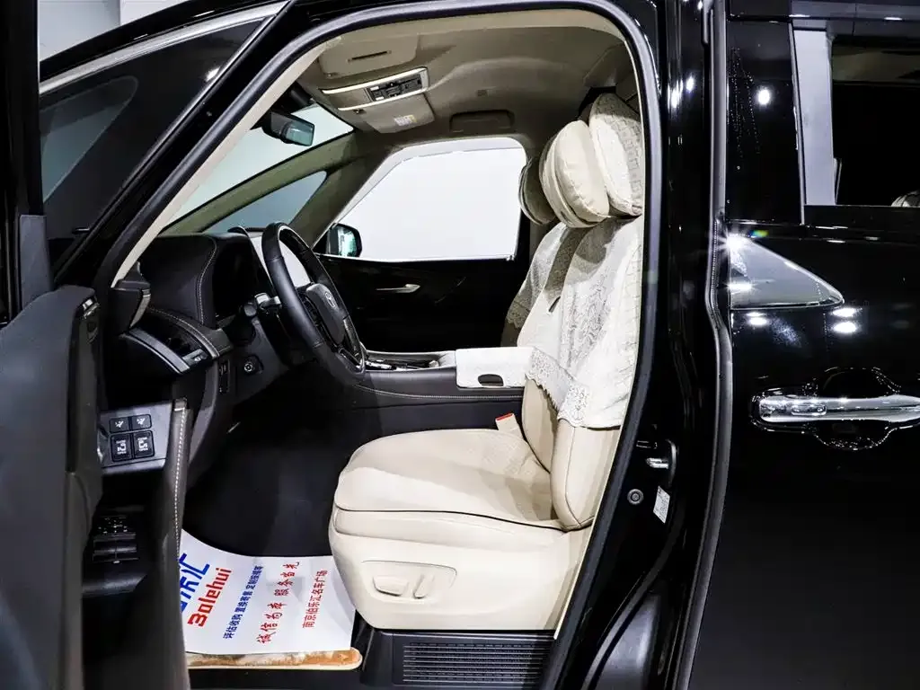 Toyota Alphard — фото 4