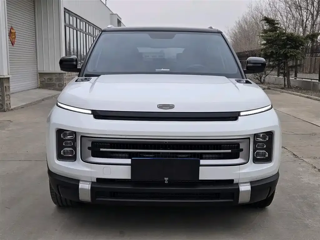 Geely Icon — фото 8