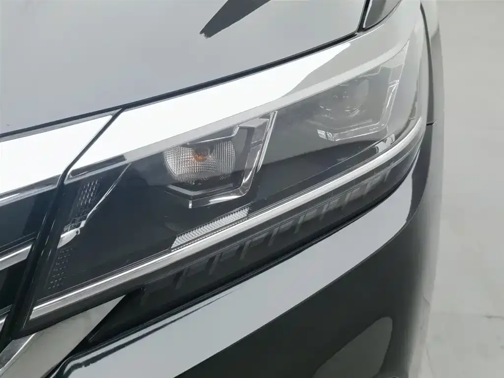 Volkswagen Passat — фото 4
