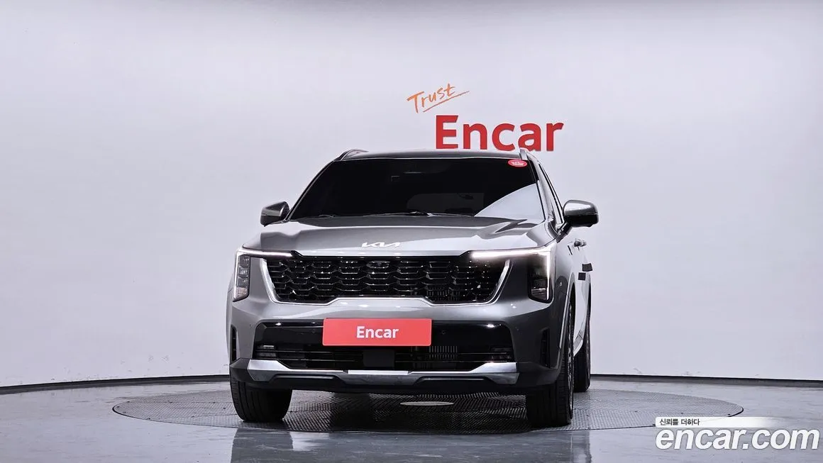 Kia Sorento — фото 8