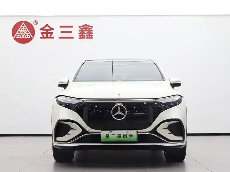 Mercedes-Benz EQS SUV — фото 4