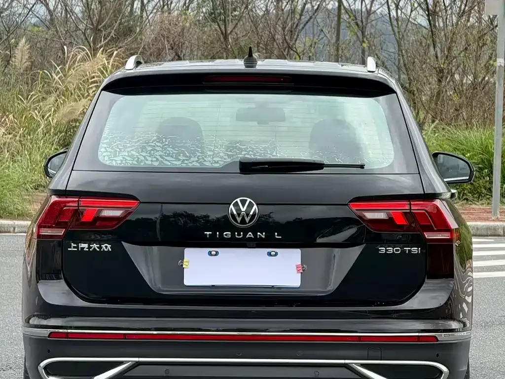Volkswagen Tiguan L — фото 4