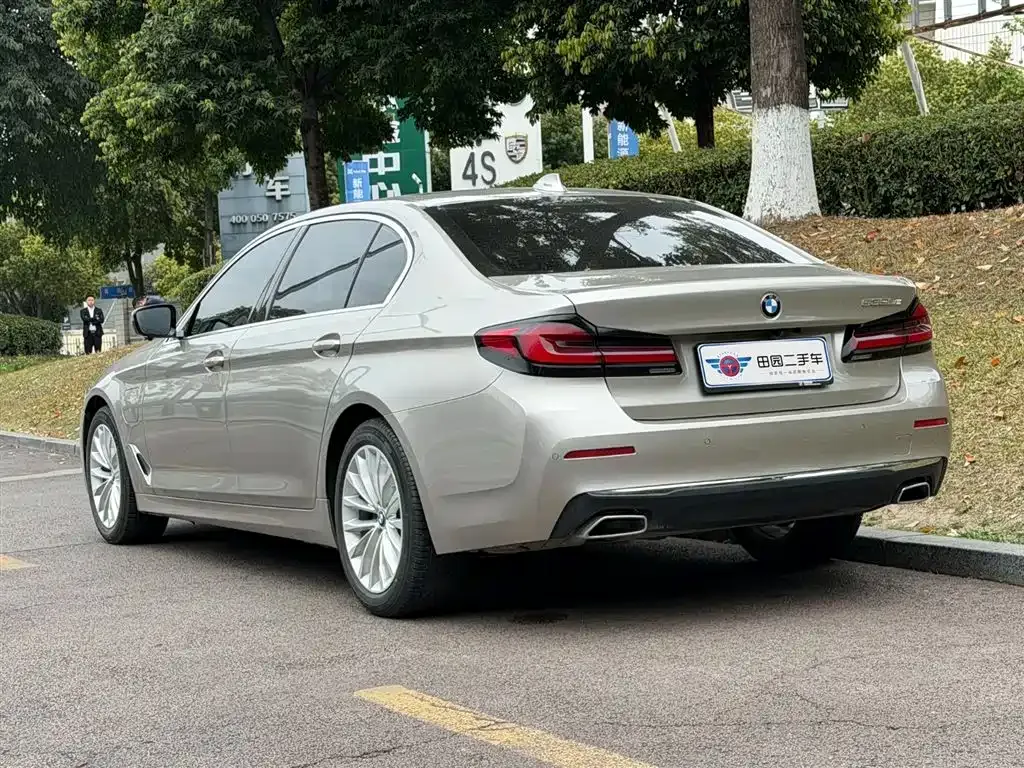 BMW 5 Series New Energy — фото 8