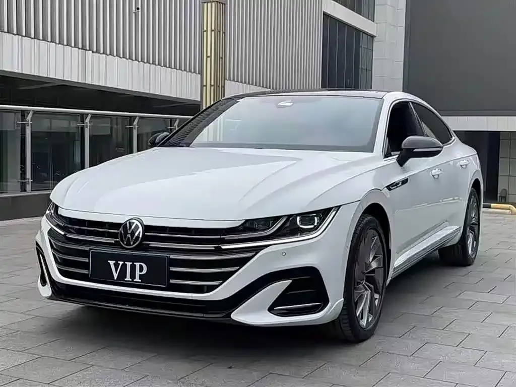 Volkswagen CC — фото 1