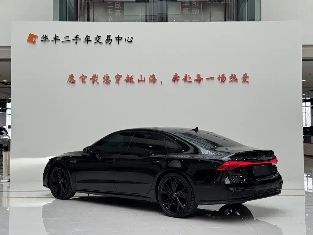Audi A7L — фото 3