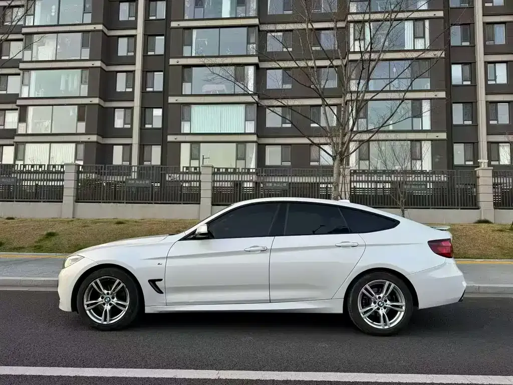 BMW 3 Series GT — фото 3