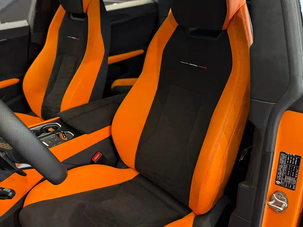 Lamborghini Urus — фото 3