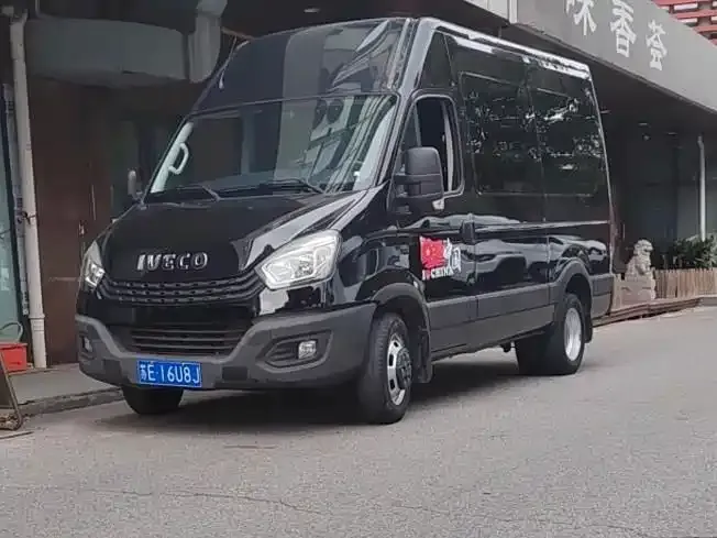 IVECO Ousheng — фото 1
