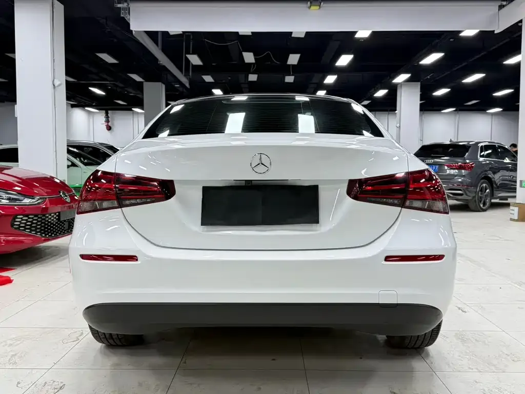 Mercedes-Benz A-Class — фото 8