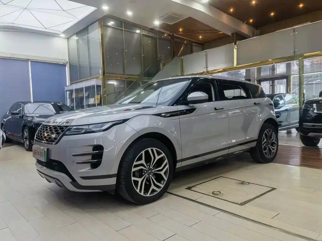 Land Rover Evoque PHEV — фото 1