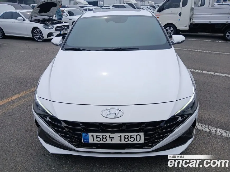 Hyundai AVANTE — фото 1