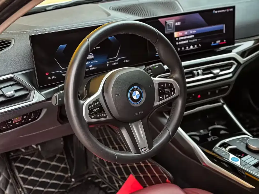 BMW i3 — фото 7