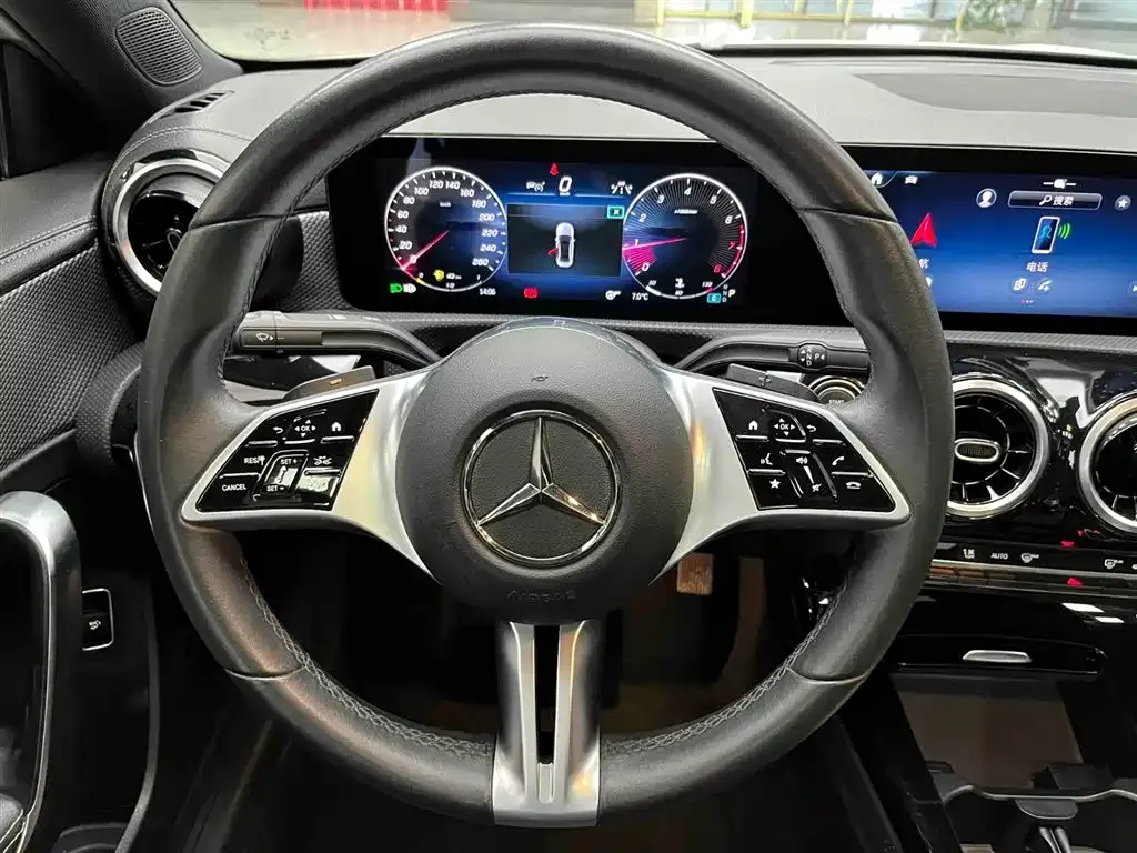 Mercedes-Benz A-Class — фото 2
