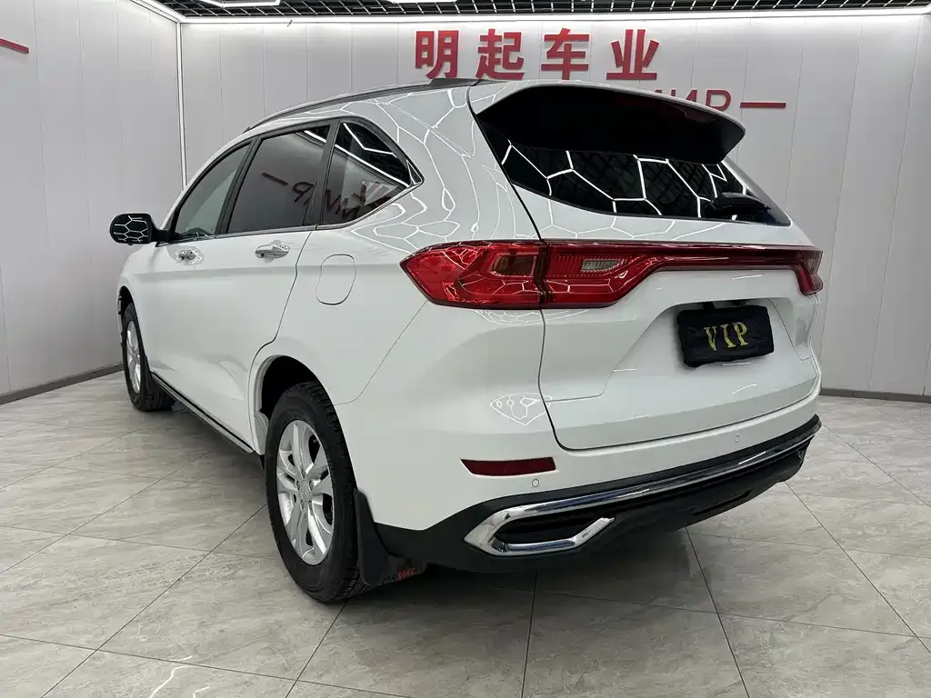 Haval M6 — фото 4