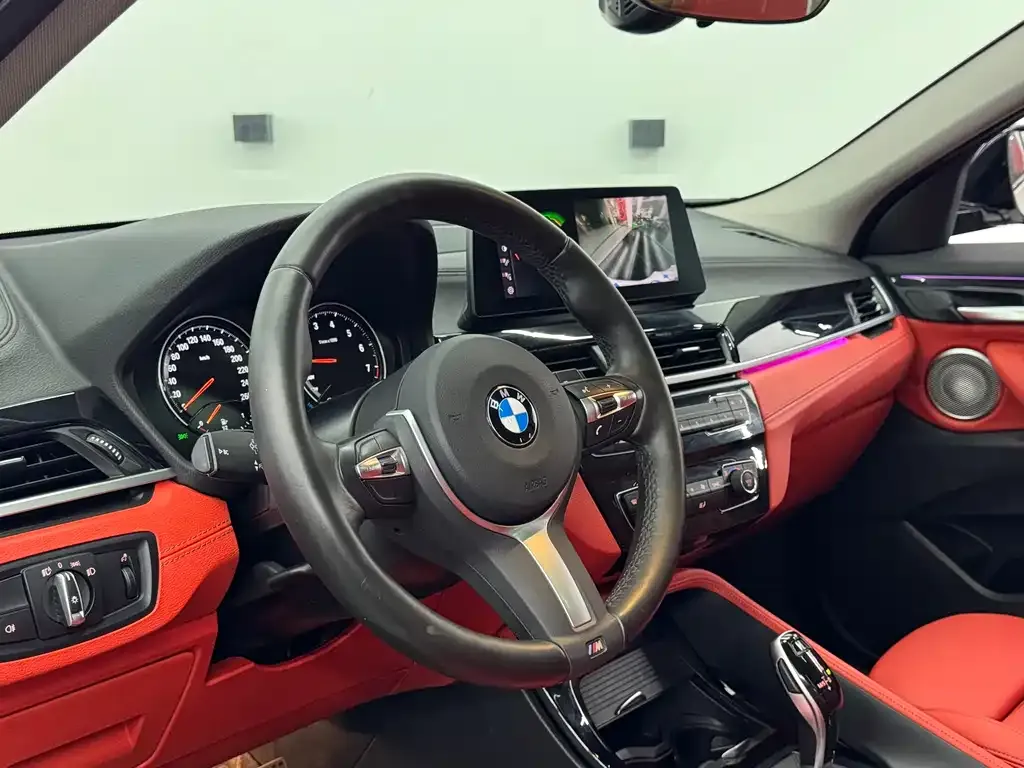 BMW X2 — фото 9