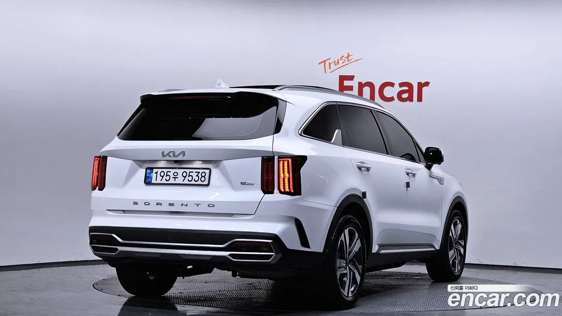 Kia Sorento — фото 4