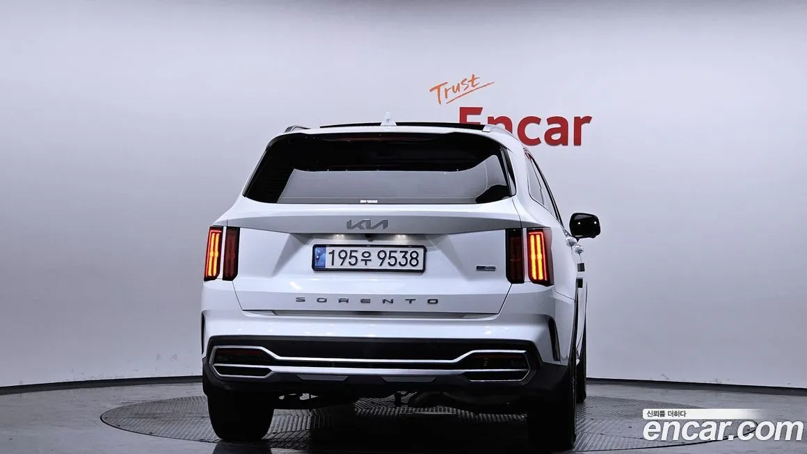 Kia Sorento — фото 3