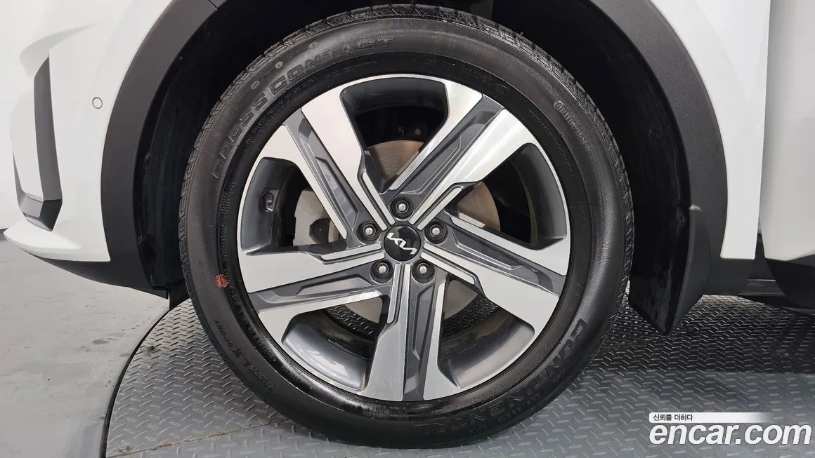 Kia Sorento — фото 6