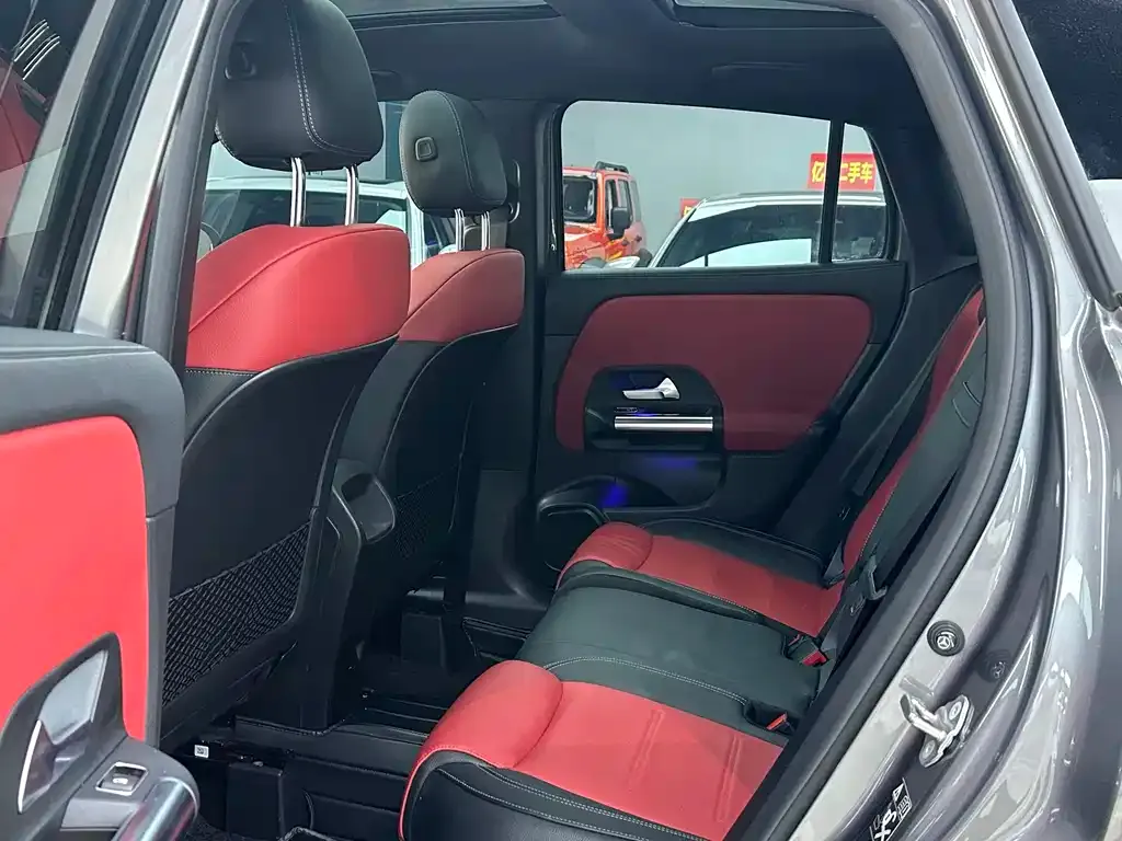 Mercedes-Benz GLA AMG — фото 4