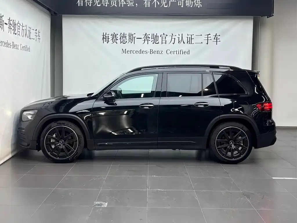 Mercedes-Benz GLB AMG — фото 5