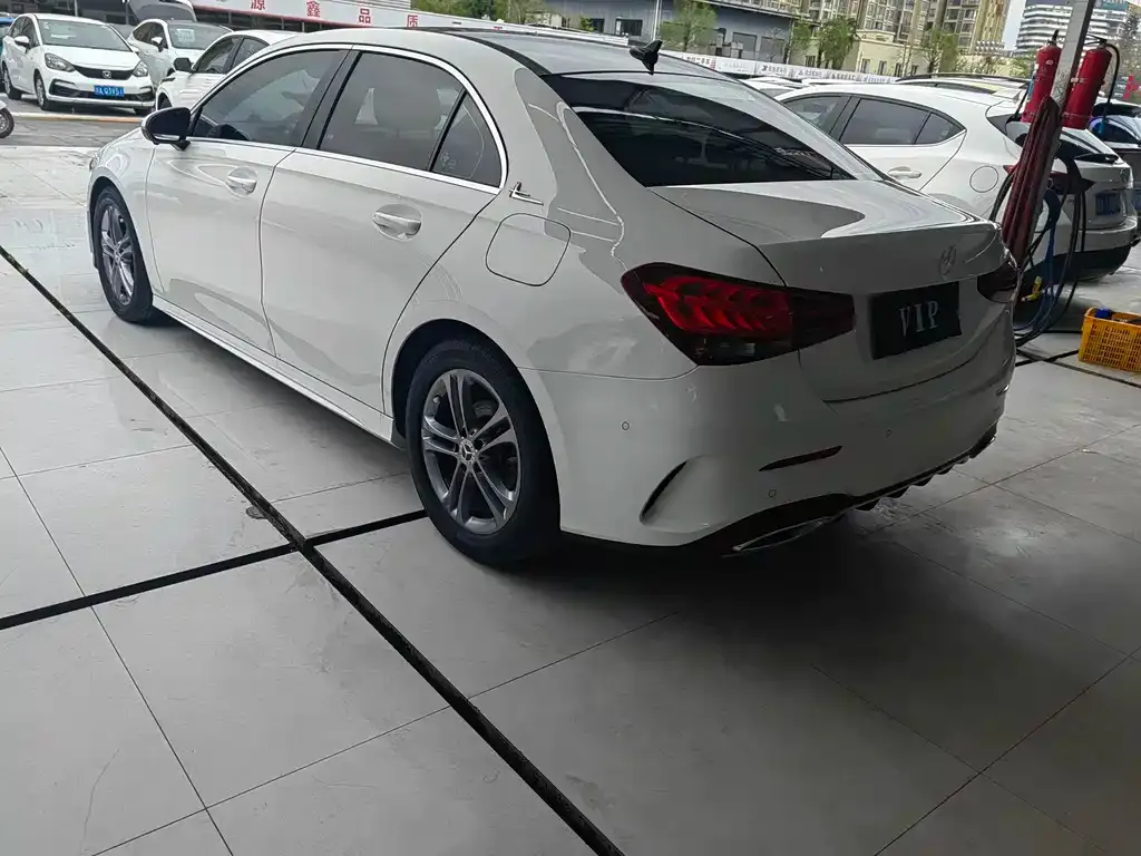 Mercedes-Benz A-Class — фото 10