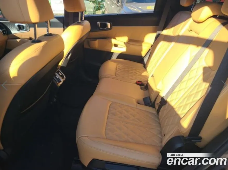 Kia Sorento — фото 4