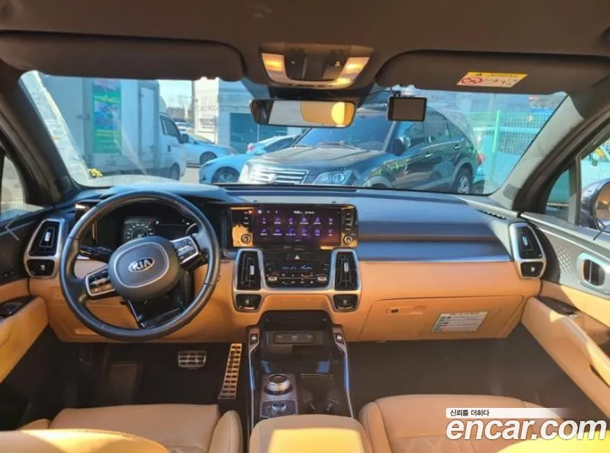 Kia Sorento — фото 8