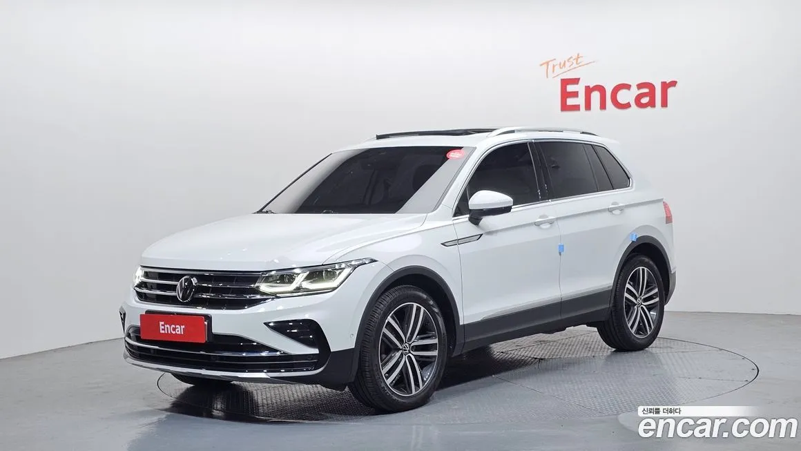 Volkswagen Tiguan — фото 1