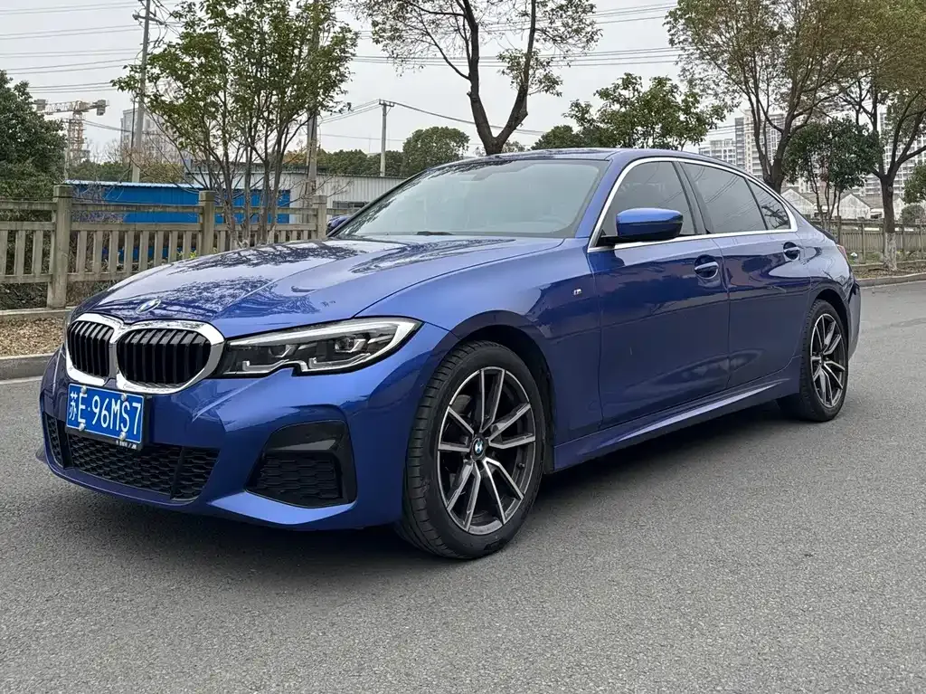 BMW 3 Series — фото 1