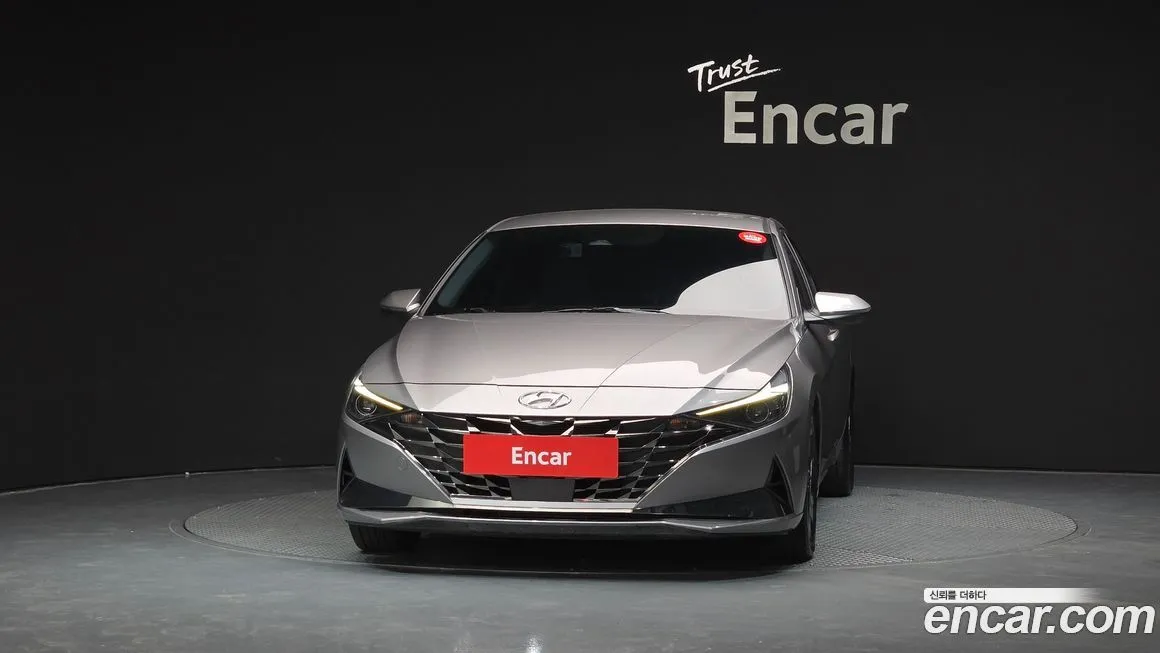Hyundai AVANTE — фото 3