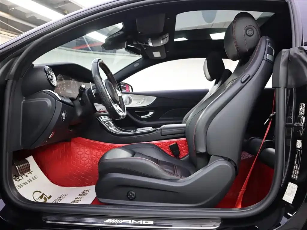 Mercedes-Benz E-Class AMG — фото 5