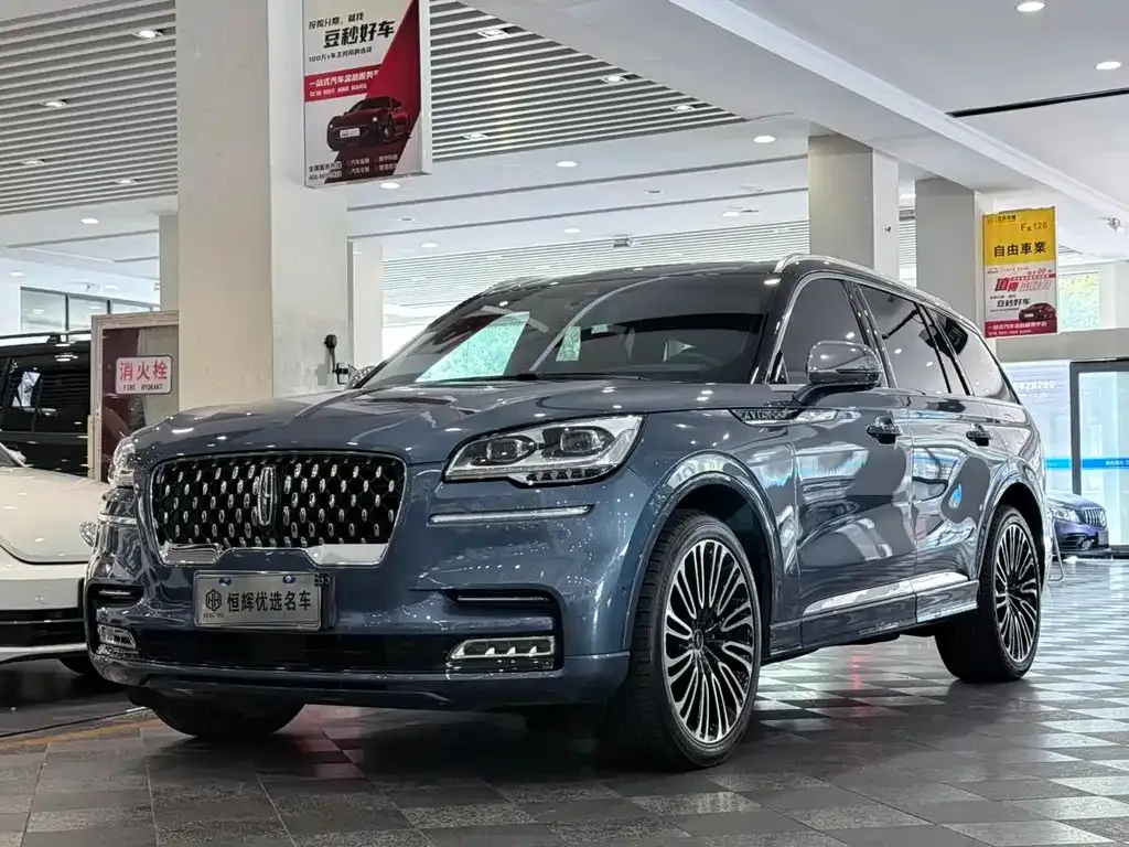 Lincoln Aviator — фото 1